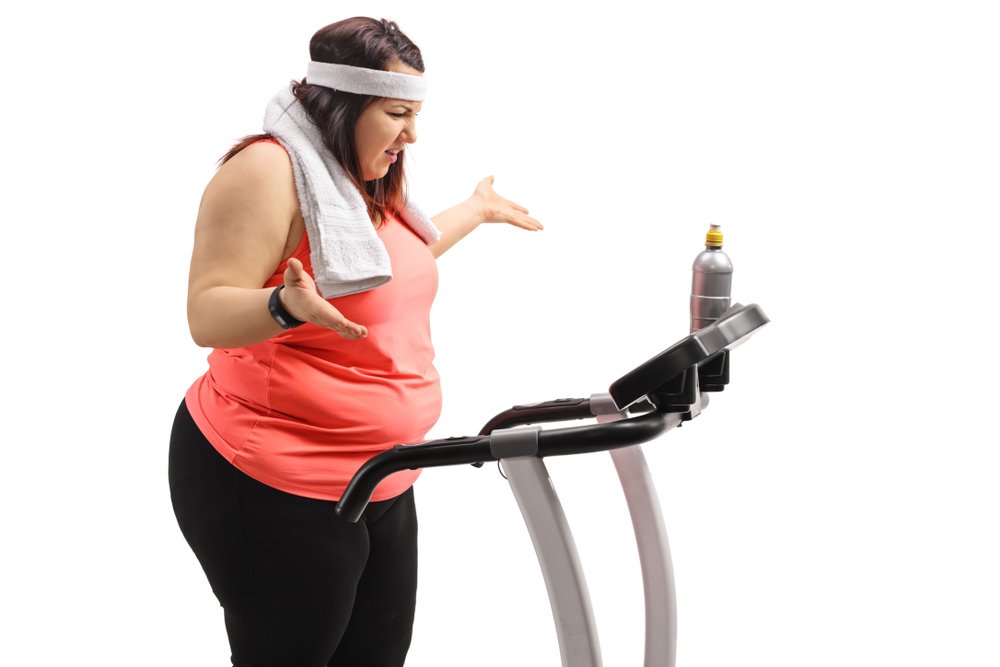 Đi bộ trên máy chạy bộ có giúp giảm cân không?