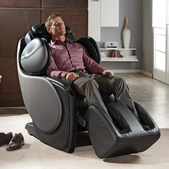 Ghế massage - một sản phẩm không thể thiếu trong đời sống hiện nay